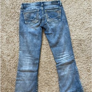 Daytrip Leo bootcut jeans. Size 27L.